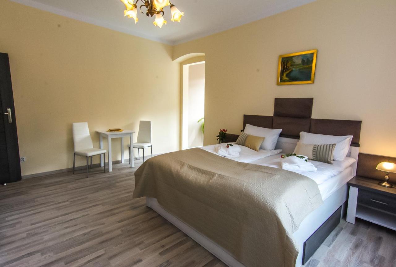 Apartamenty Izerskie - Ul. Wczasowa 8 Świeradów-Zdrój Dış mekan fotoğraf