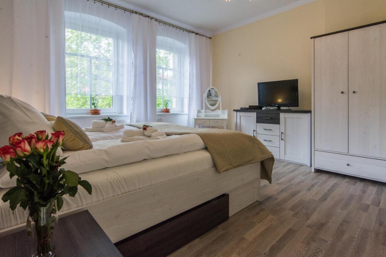 Apartamenty Izerskie - Ul. Wczasowa 8 Świeradów-Zdrój Dış mekan fotoğraf